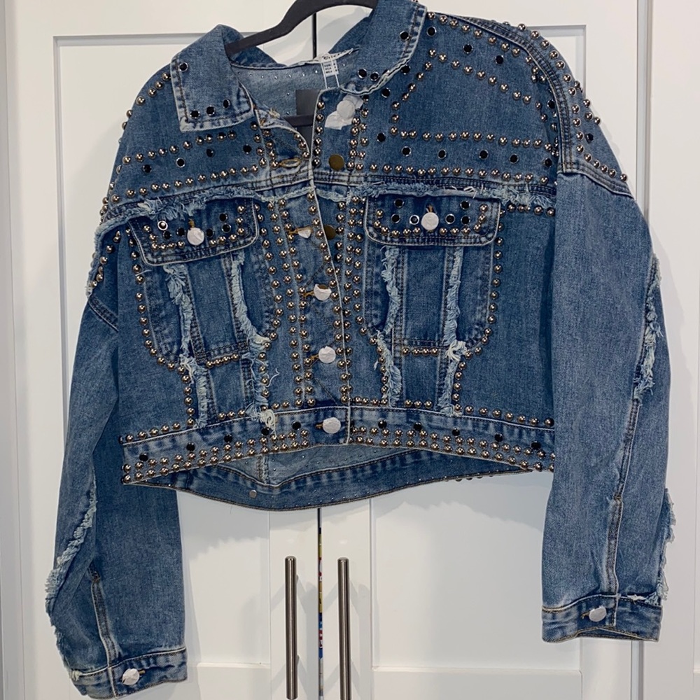 FOREVER 21 denim jacket
